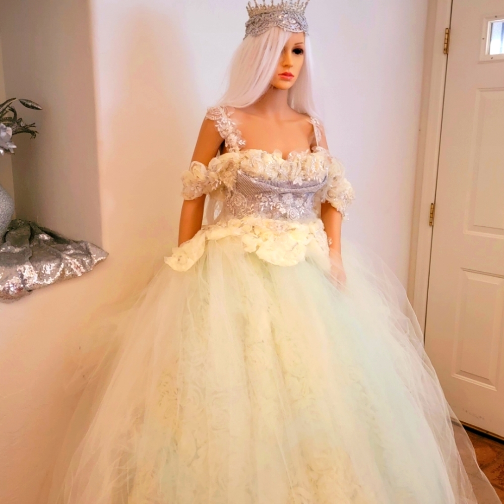 "YORK" Ivory & Mint Wedding Ballgown Set